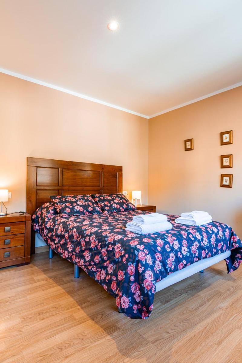 Apartamento Isabela Apartment Cangas de Onís Exterior photo