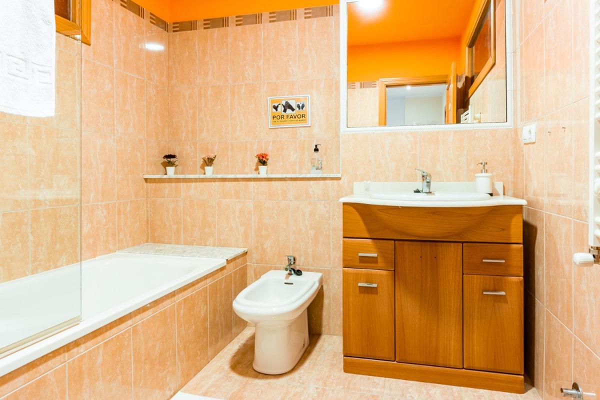 Apartamento Isabela Apartment Cangas de Onís Exterior photo